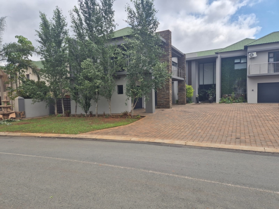 7 Bedroom Property for Sale in Wigwam North West